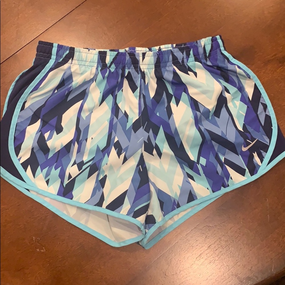 Big kids’ Nike Dri-Fit Tempo
